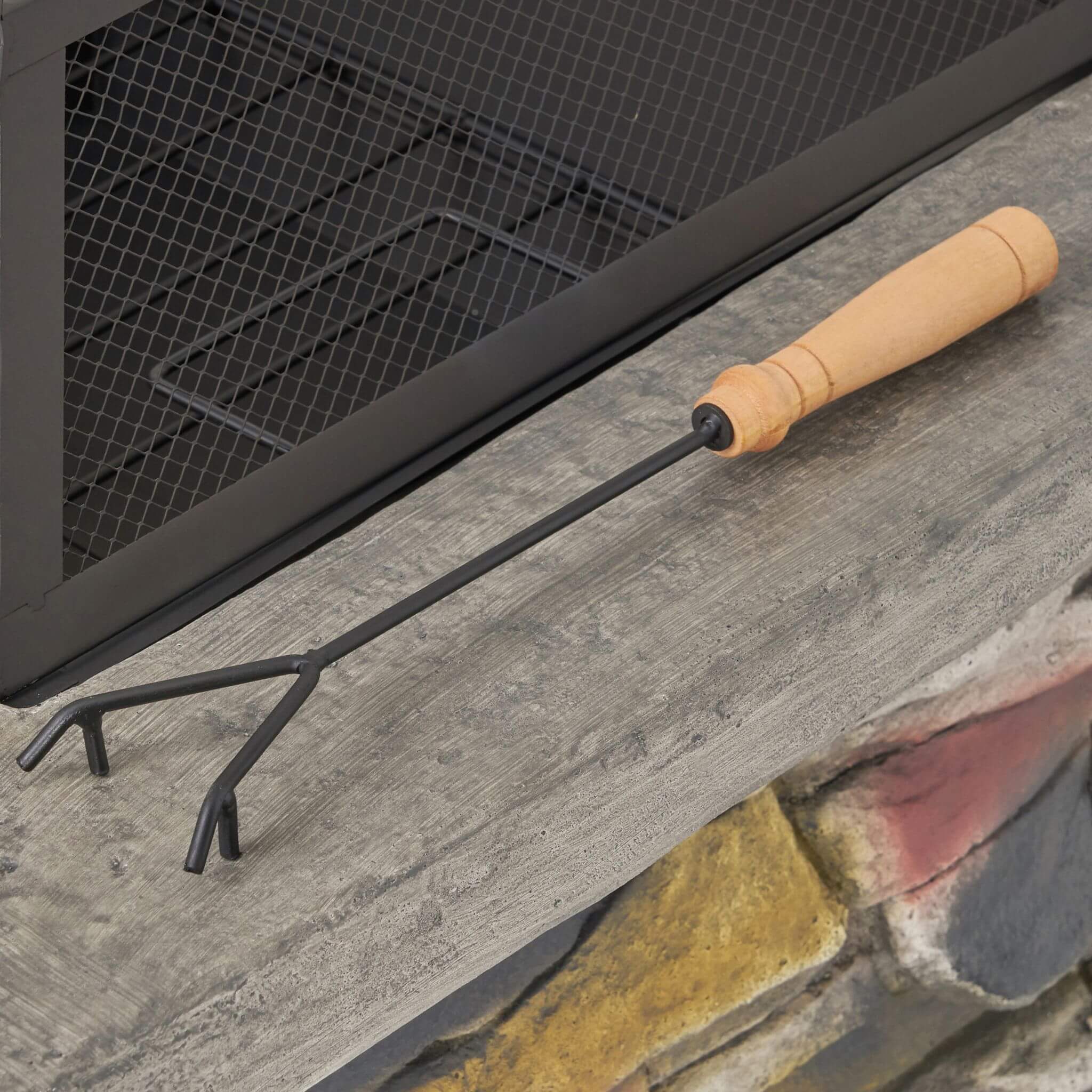 28" Premium Outdoor Wood Burning Magnesium Oxide Fire Pit With Lid (SAK75214)