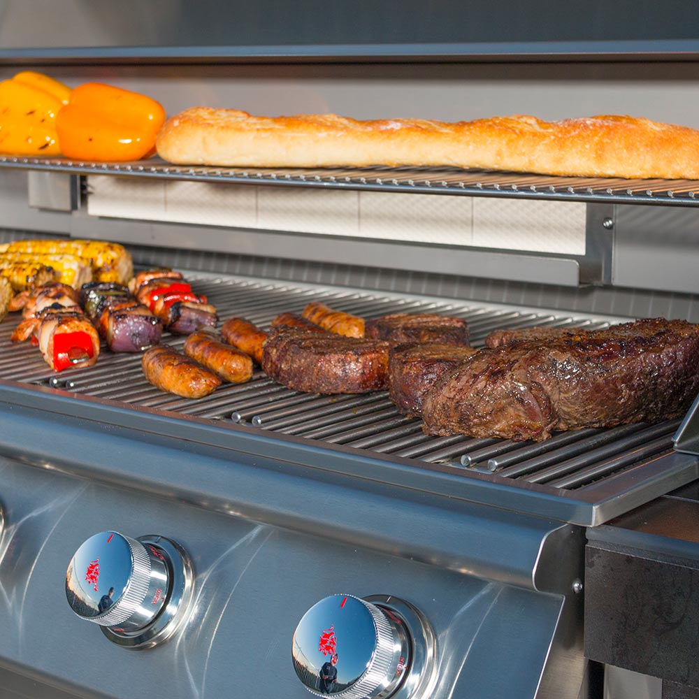 Bull Diablo 46-Inch Gas Grill on Cart