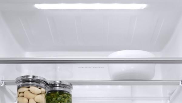 Fisher & Paykel 24" Series 5 Integrated Refrigerator Freezer - RB2470BRV1