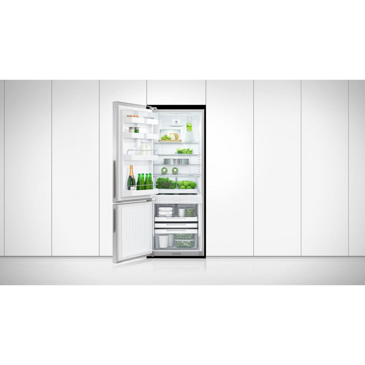Fisher & Paykel 13.5 cu ft Series 5 Refrigerator Freezer - RF135BLPX6 N