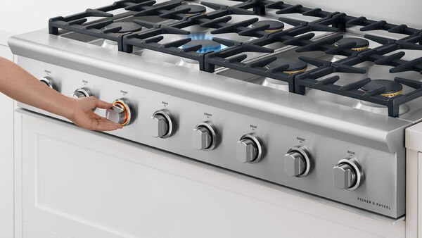 Fisher & Paykel 48" Series 9 Gas Rangetop with Griddle – CPV3-48*GD-N