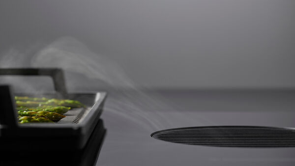 Fisher & Paykel 36" Series 9 Induction Cooktop with Ventilation – CID364DTB4