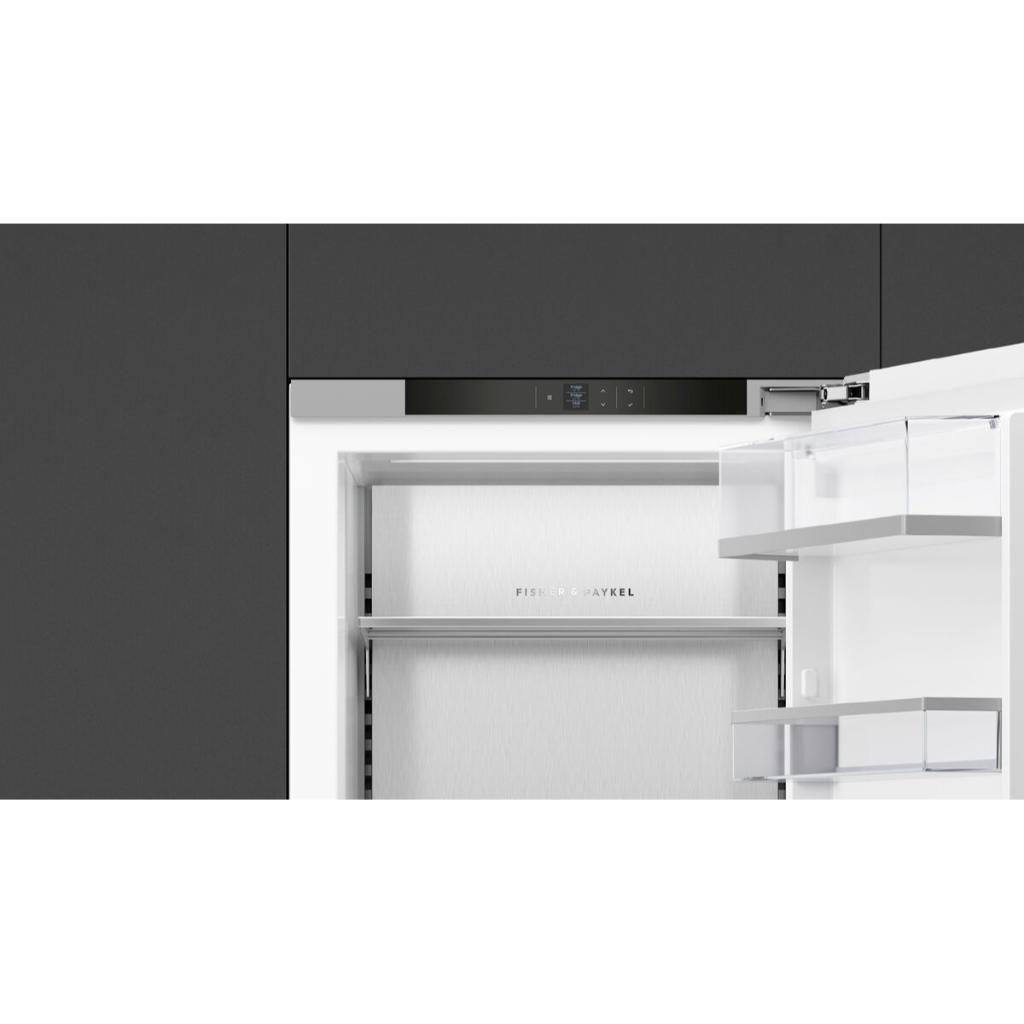 Fisher & Paykel 24" Series 9 Integrated Triple Zone Refrigerator - RS2474S3RH1