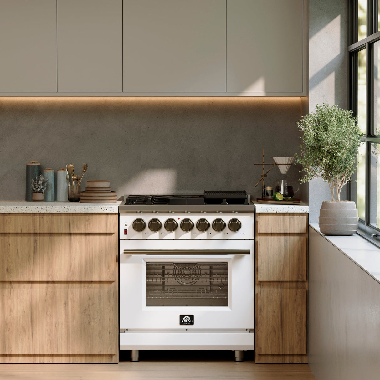 Forno Massimo Freestanding Dual Fuel Range with Antique Brass Accessories, Convection Oven