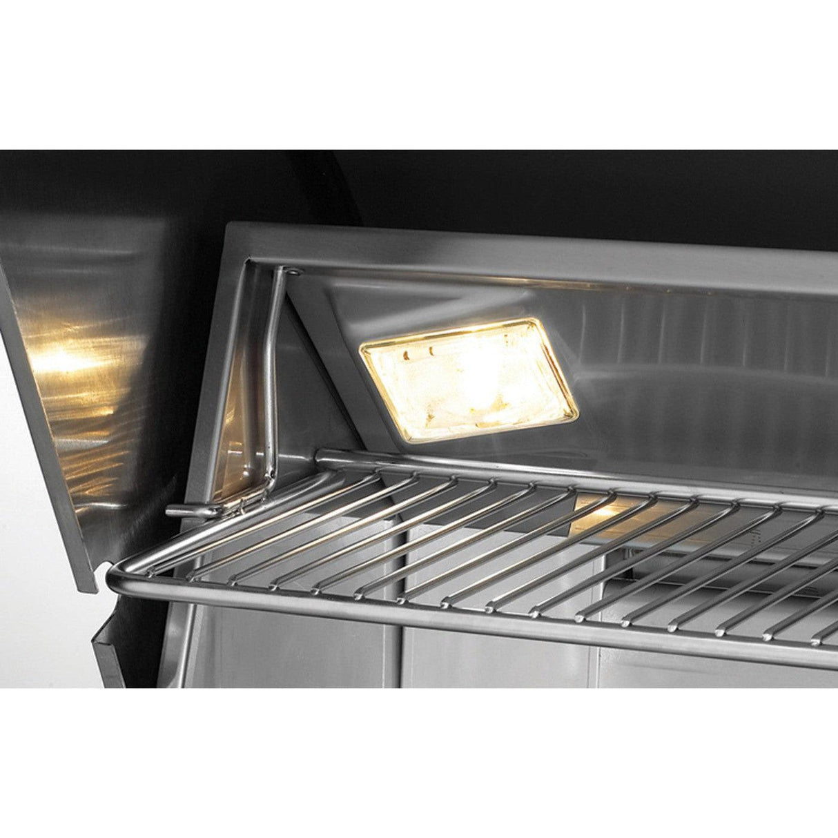 Fire Magic Echelon Diamond E660i 30" 3-Burner Built-In Gas Grill With Digital Thermometer and Optional Magic View Window