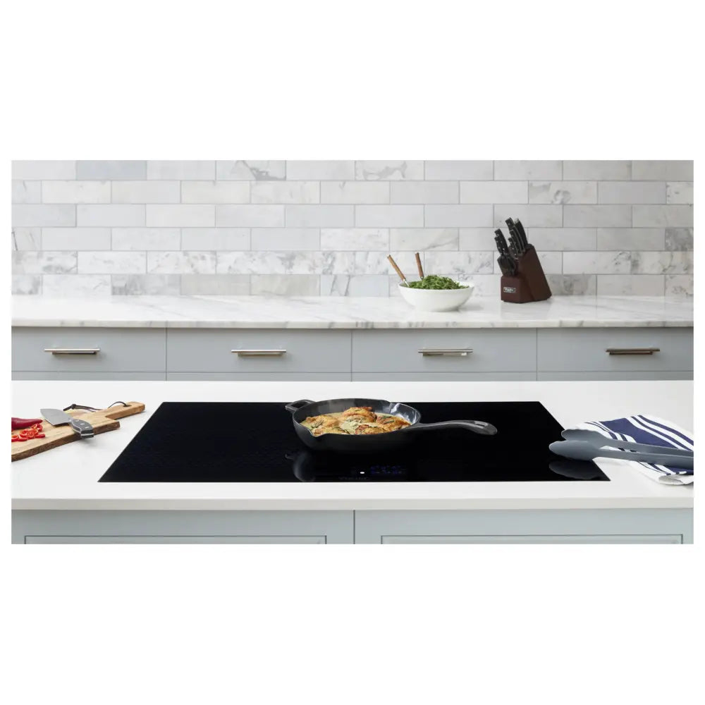 Viking RVL Series 36 inch Induction Cooktop with 5 MagneQuick Induction Elements, and Digital Touch Control, in Black Glass - MVIC63615BBG