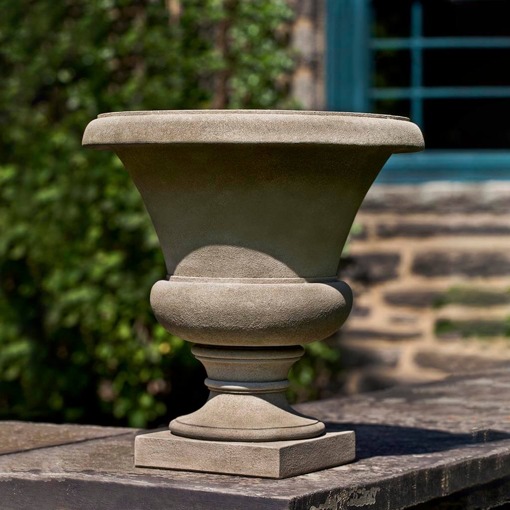 Campania Mt. Airy Urn - P-646