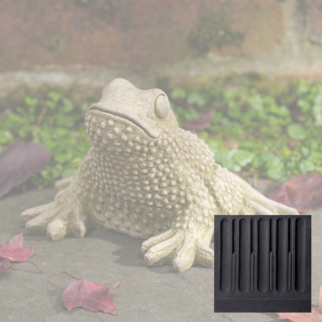 Campania Tommy Toad Garden Statue - A-674