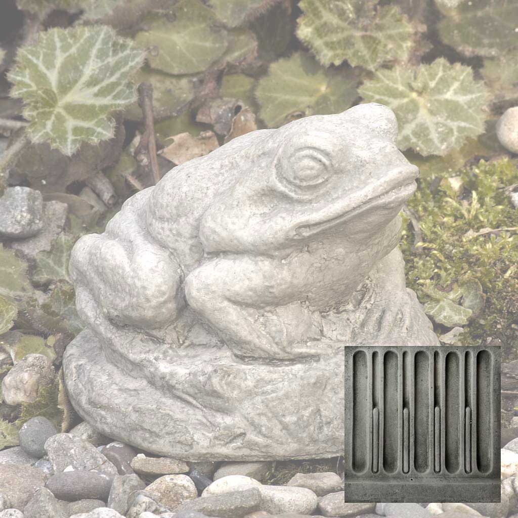 Campania Tiny Frog Garden Statue - A-299