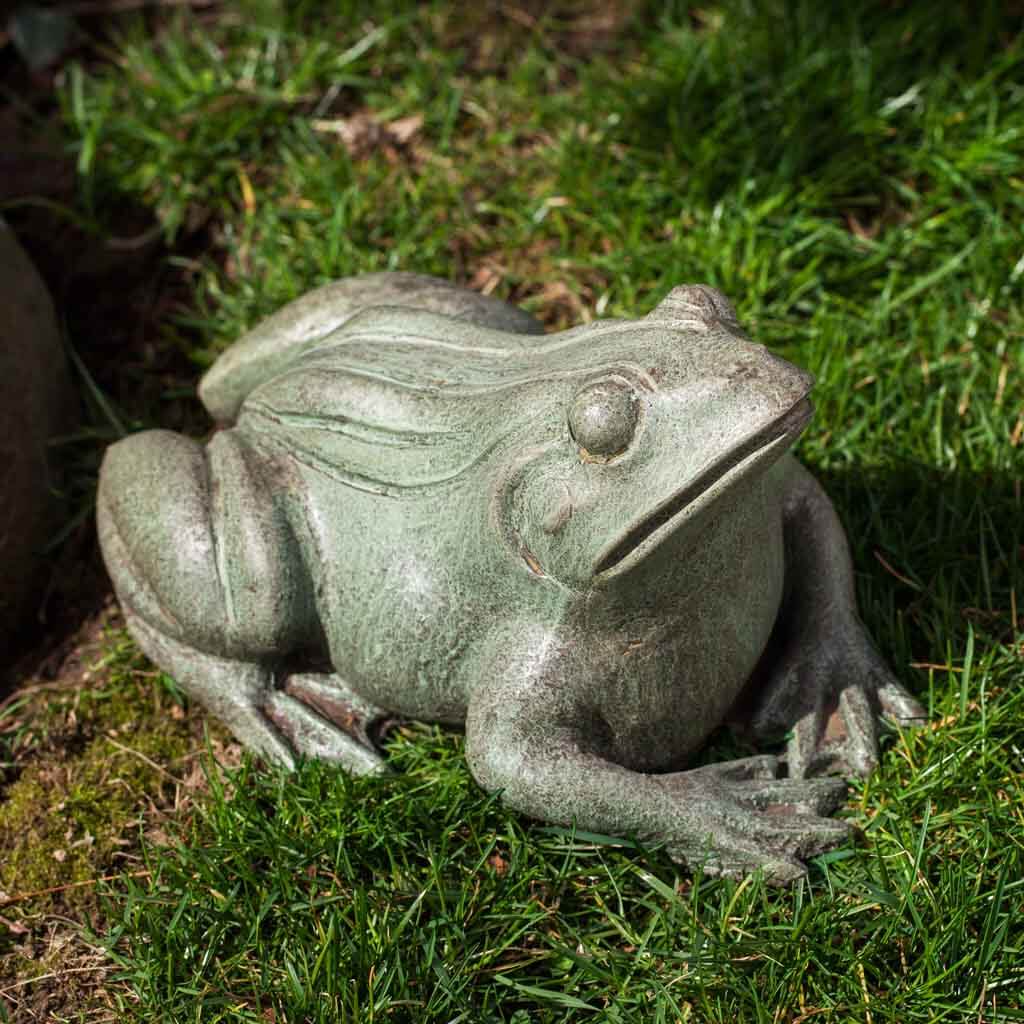Campania Woodland Frog Garden Statue - A-529