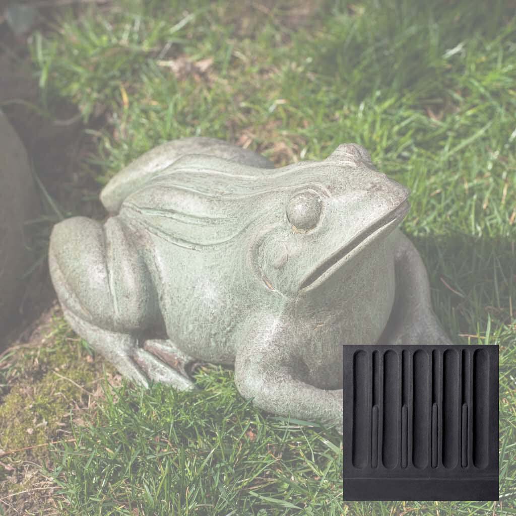 Campania Woodland Frog Garden Statue - A-529