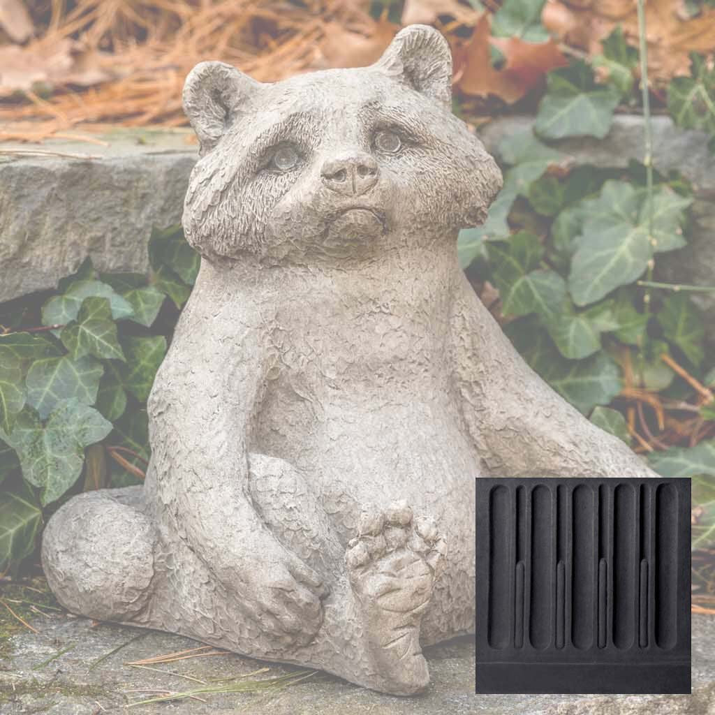 Campania Ricky Racoon Garden Statue - A-599