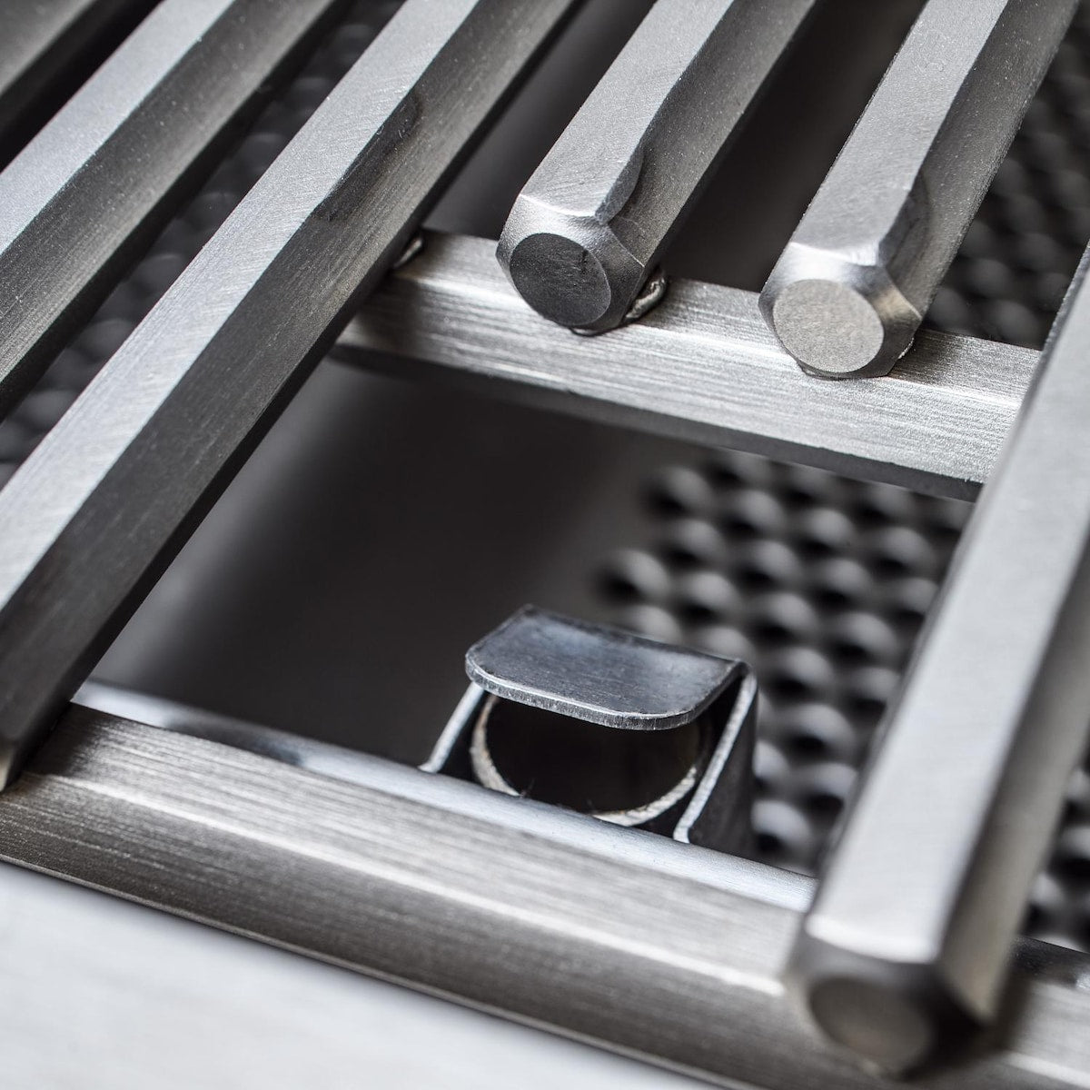 Blaze Professional LUX 44-Inch 4-Burner Gas Grill with Rear Infrared Burner - BLZ-4PRO-LP/NG