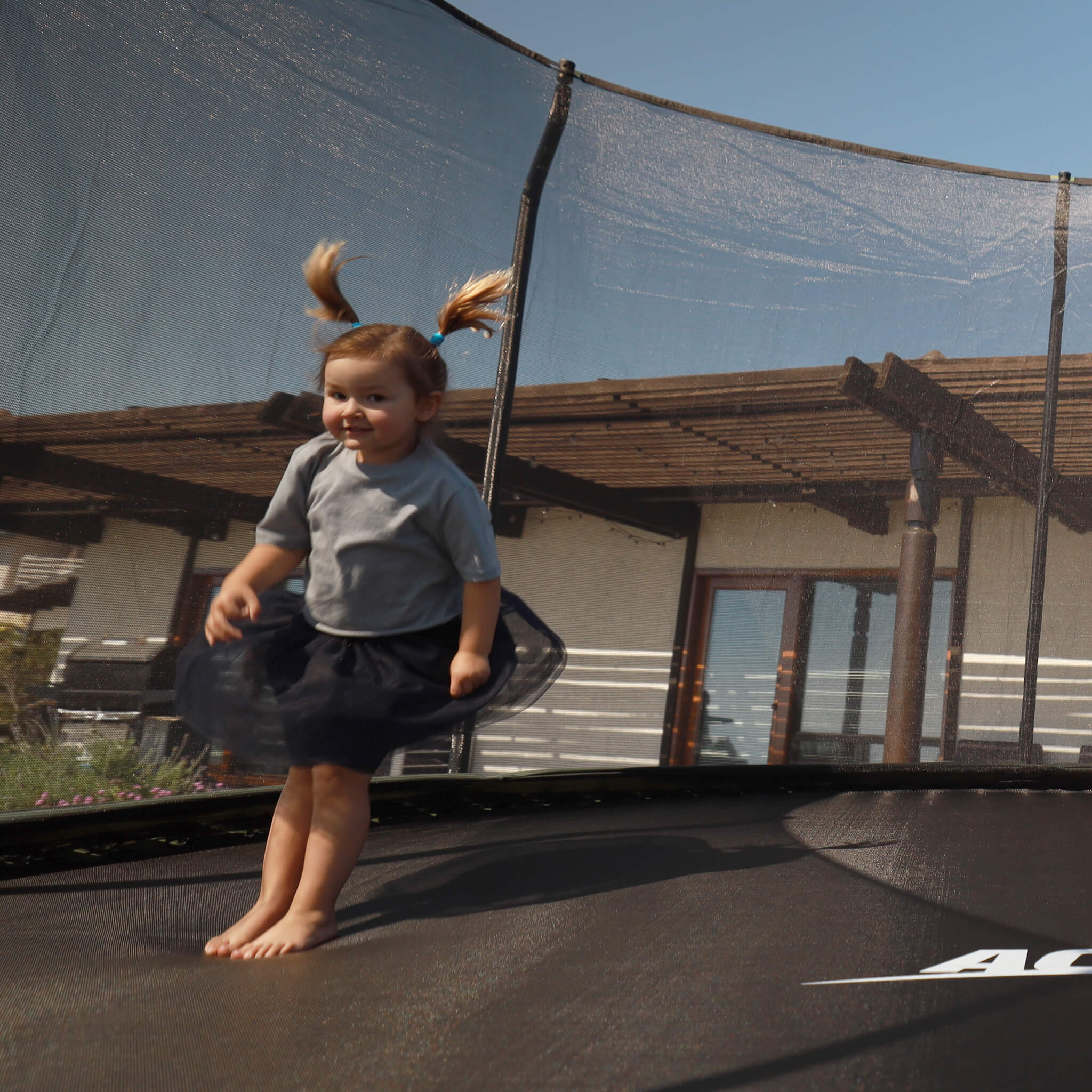 ACON Air 12ft Round Trampoline with Premium Net and Ladder