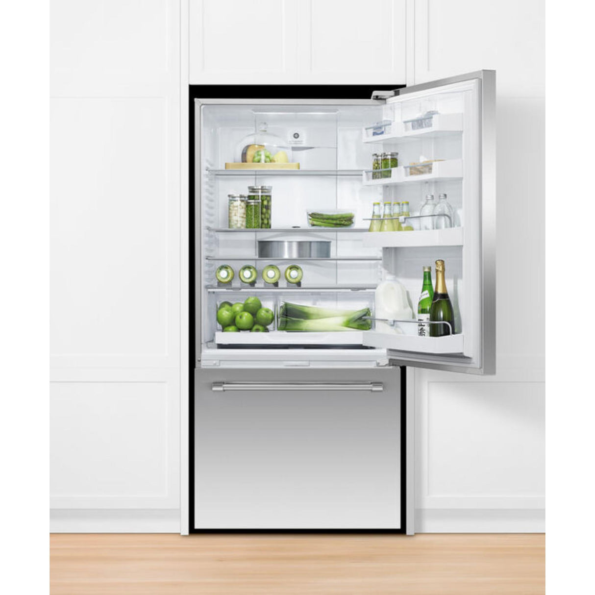 Fisher & Paykel 17.1 cu ft Series 7 Refrigerator Freezer, Ice - RF170WRKJX6