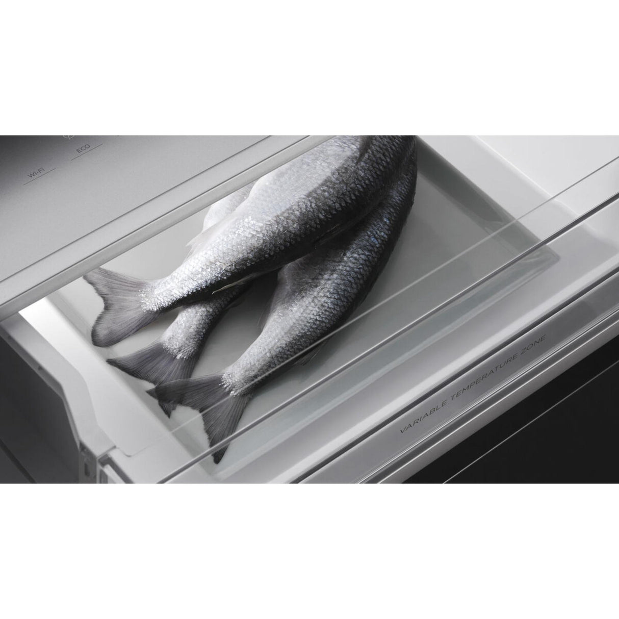 Fisher & Paykel 24" Series 7 Integrated Refrigerator Freezer - RB2470BRV2