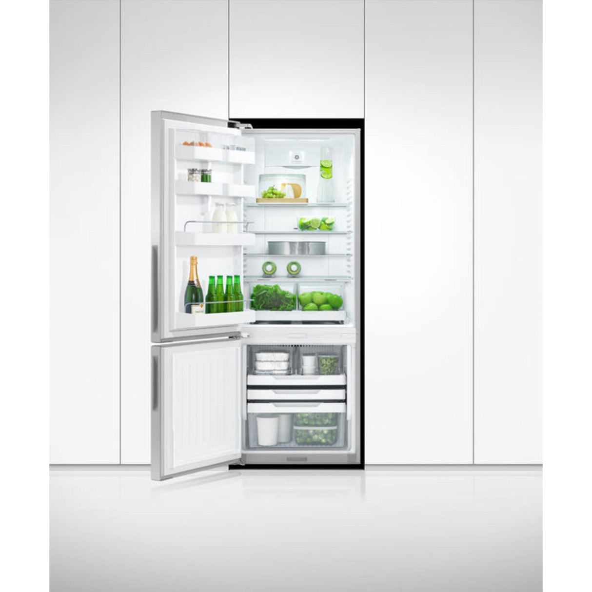 Fisher & Paykel 13.5 cu ft Series 5 Refrigerator Freezer - RF135BLPX6 N
