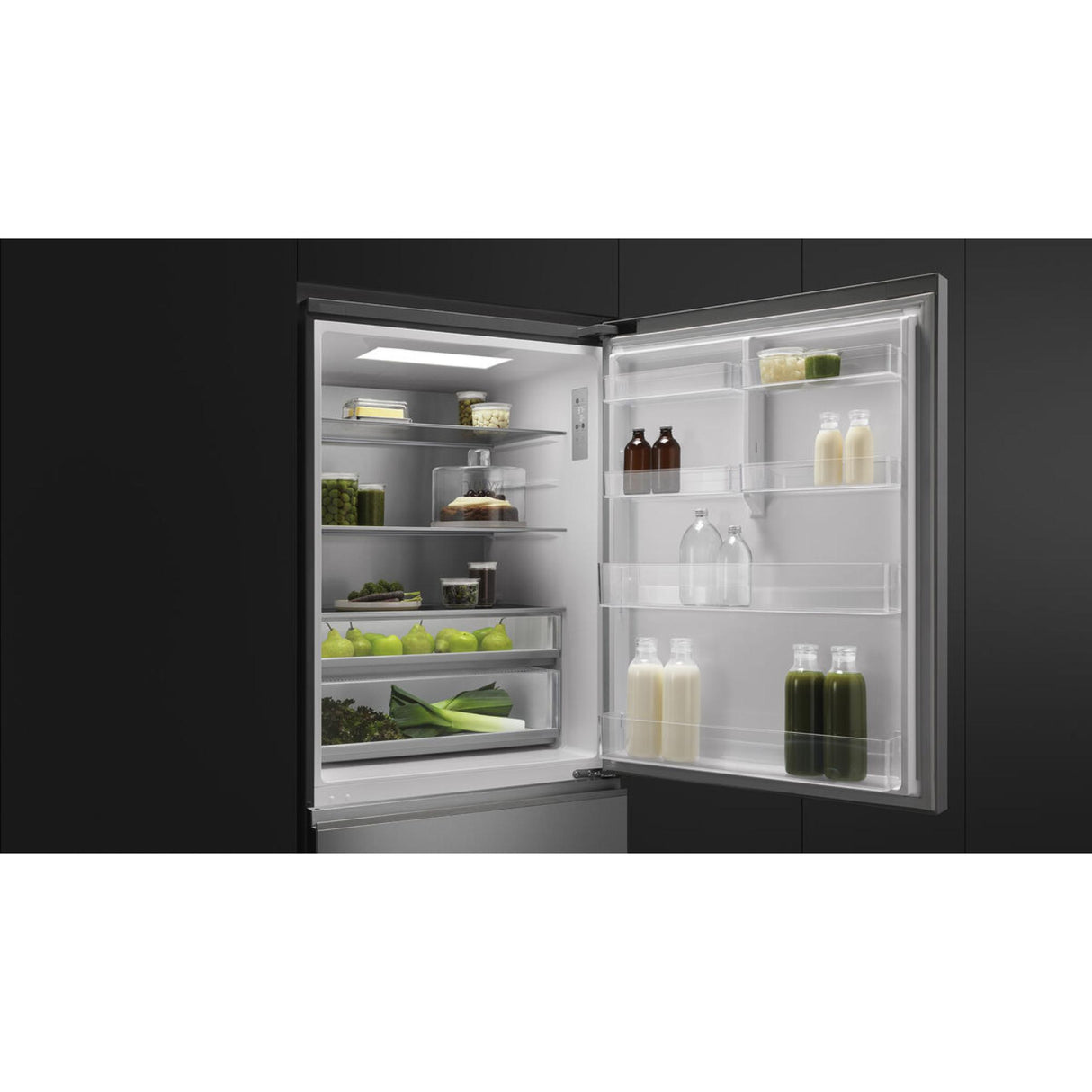 Fisher & Paykel 18.2cu ft Series 5 Refrigerator Freezer, Ice - RF178WRNJX1