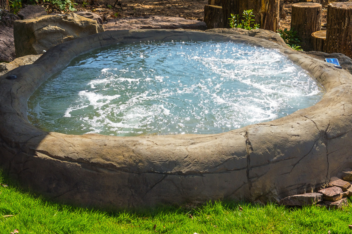 Natural Spas Lagoon In Ground Hot Tub and Spa