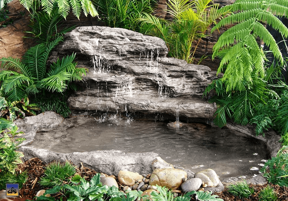 Universal Rocks "Cascade" Large Edge Waterfall