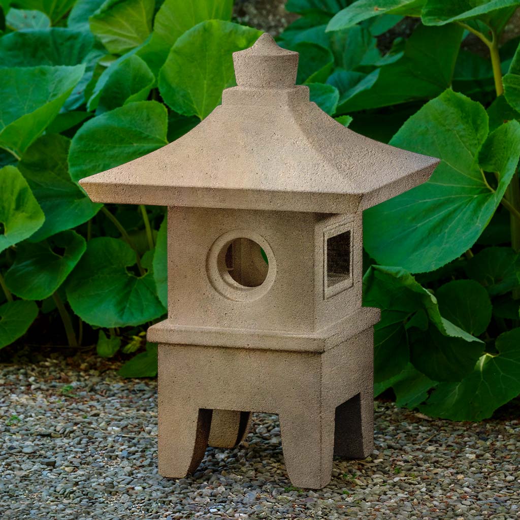 Campania Kashimo Lantern Garden Statue - OR-191