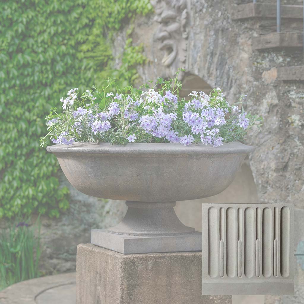 Campania Apsley Urn - P-972
