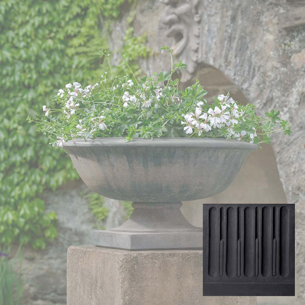 Campania Apsley Urn - P-972