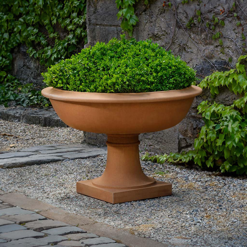 Campania Notting Hill Urn - P-974