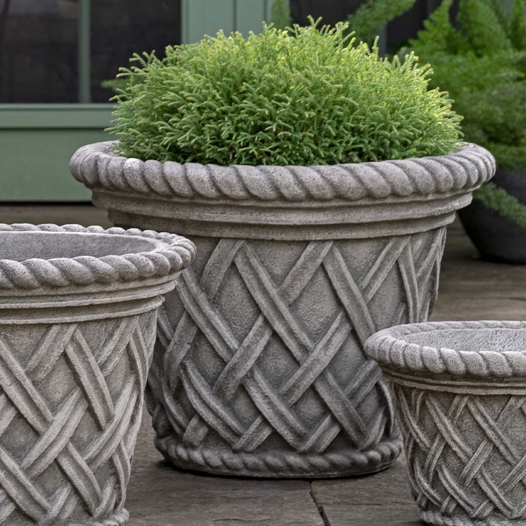 Campania English Weave Planter - P-133