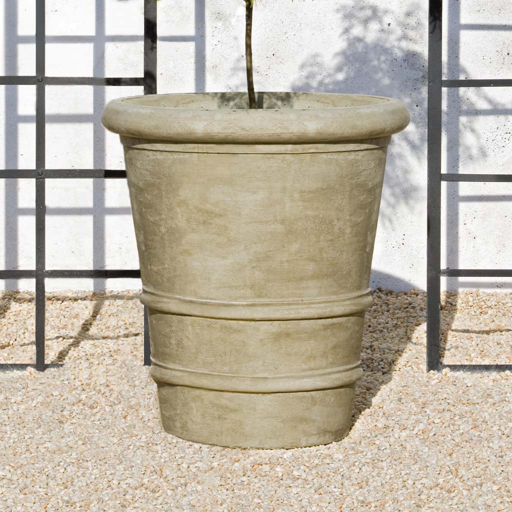 Campania Urbino Planter - P-427