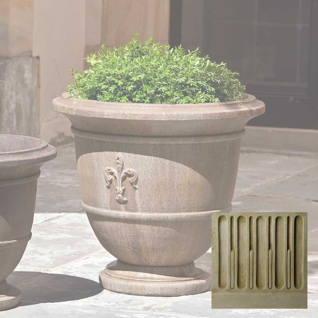 Campania Fleur de Lis Urn - P-573