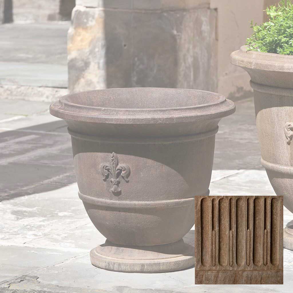 Campania Fleur de Lis Urn - P-573