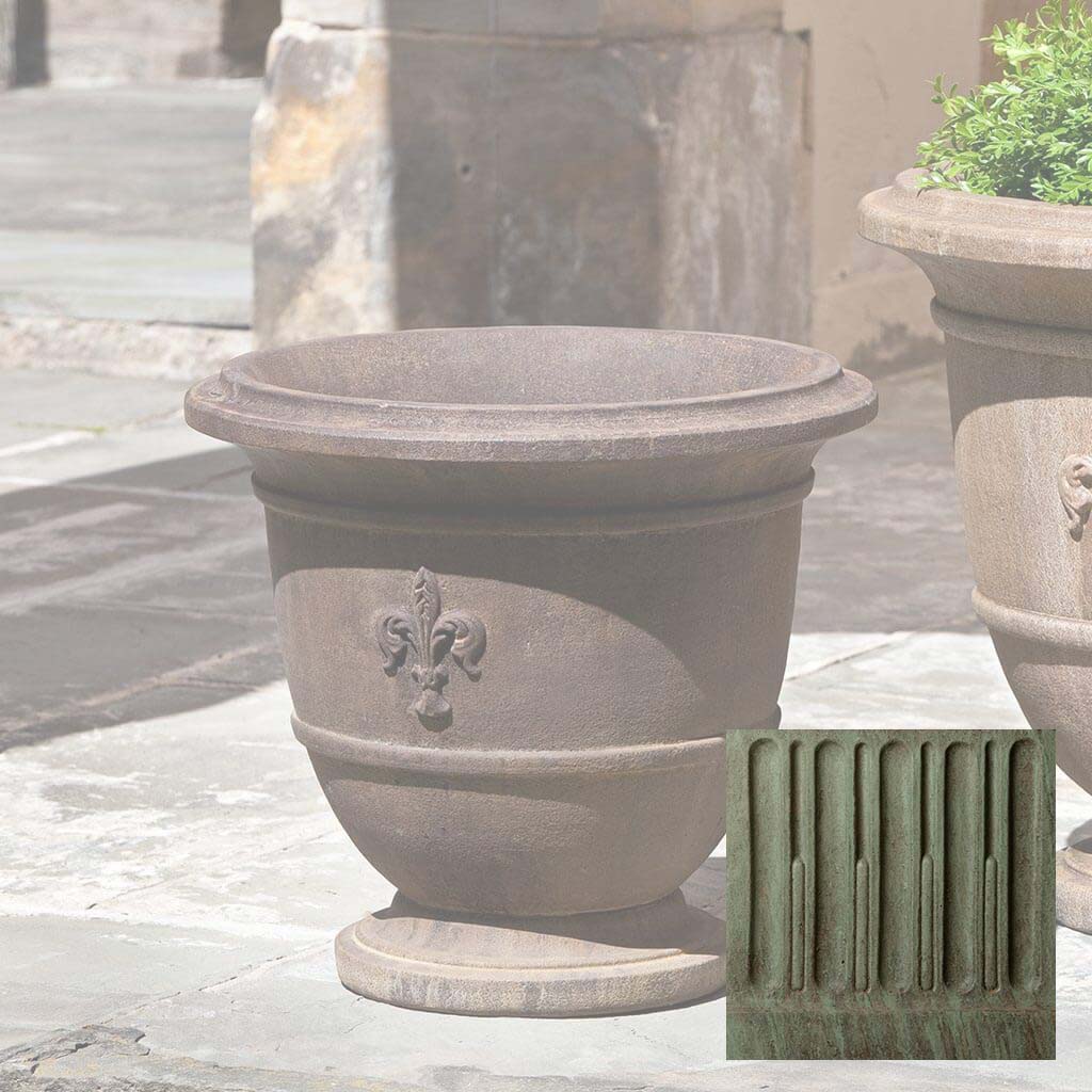 Campania Fleur de Lis Urn - P-573