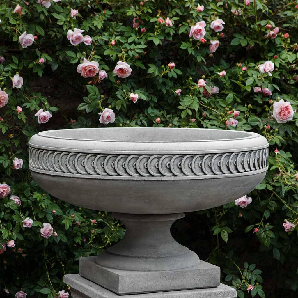 Campania Chatham Urn - P-701
