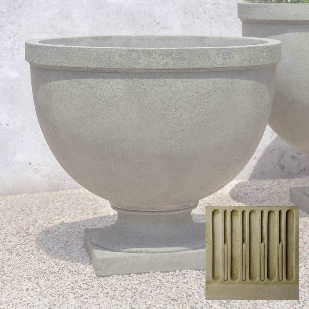 Campania Huntington Urn - P-798