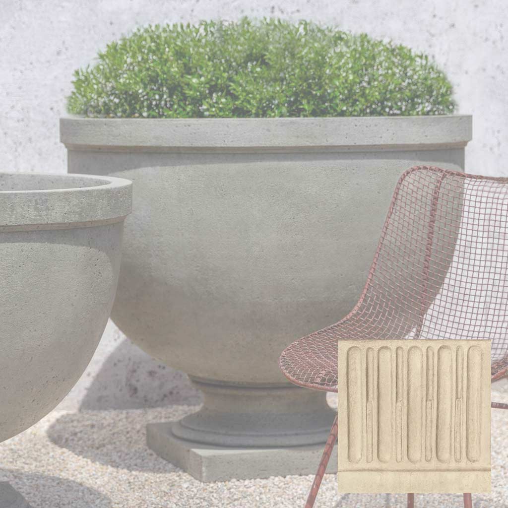 Campania Huntington Urn - P-798