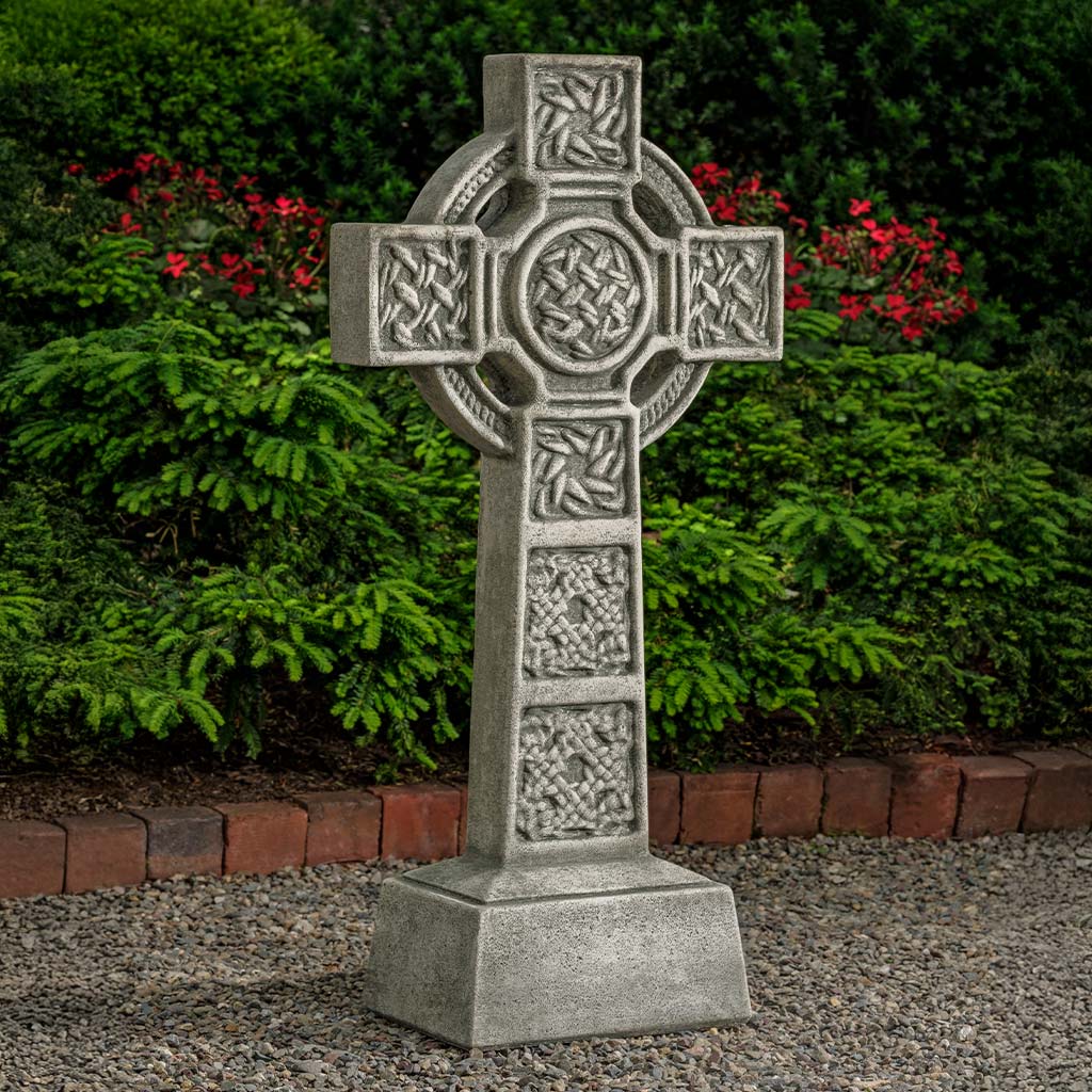 Campania Donegal Cross Garden Statue - R-128