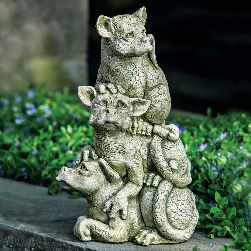 Campania On The Lookout Garden Statue - S-422
