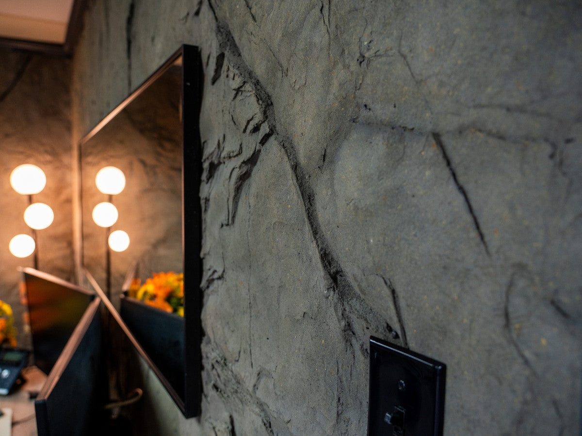 Universal Rocks Slate Rock Wall 14' x 8' Panel – SLATE-PANEL
