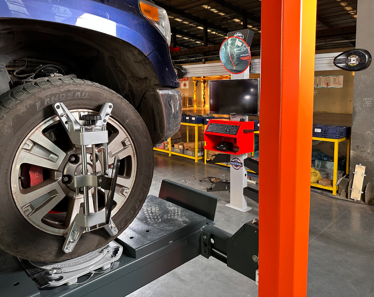 Katool KT-AV533 3D Wheel Alignment Machine
