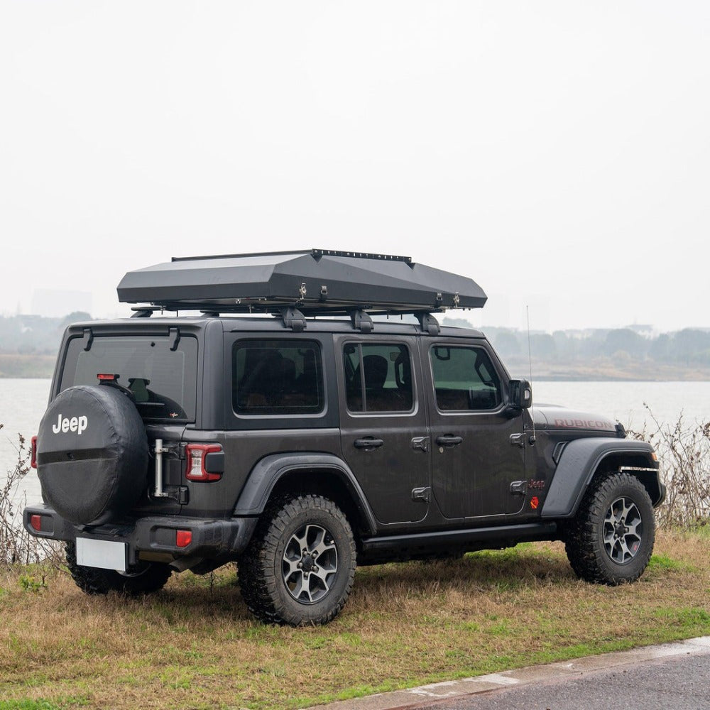 Naturnest Sirius 2 Premium 3XL 4-Person Clamshell Roof Top Tent (SAK91382)