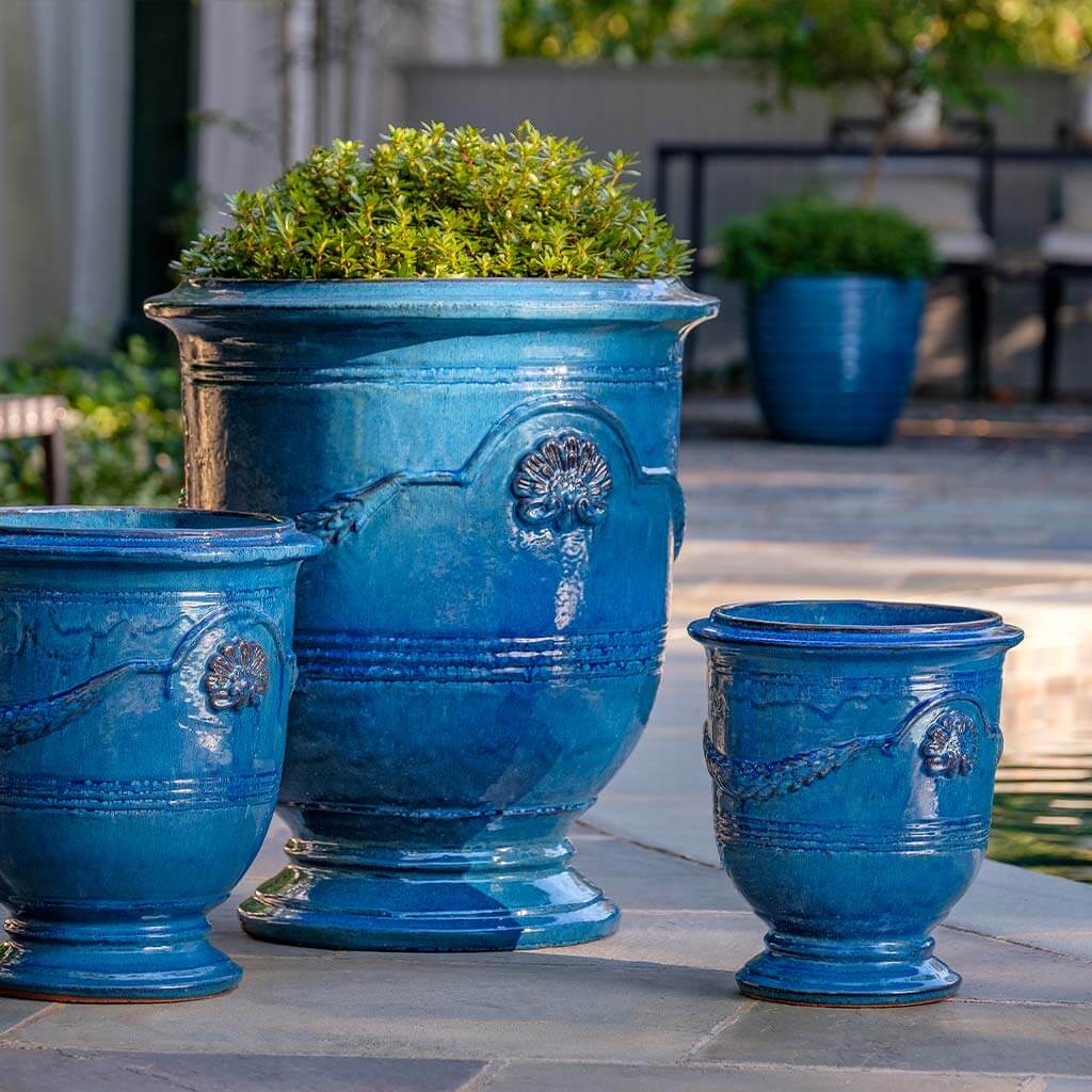 Campania Coquille Anduze Urn Planter, Set of 3 - 6360-1503