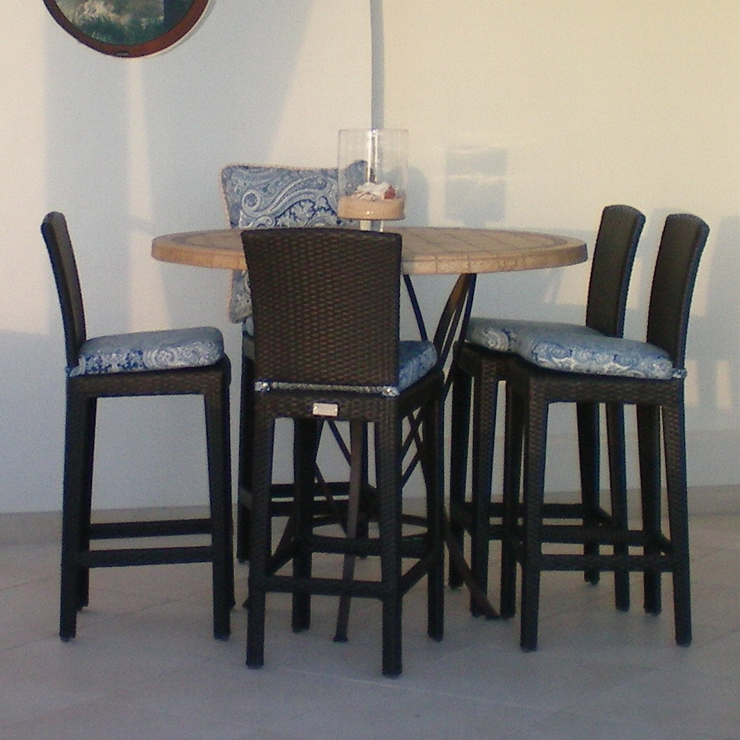 Kannoa Aria Counter Stool