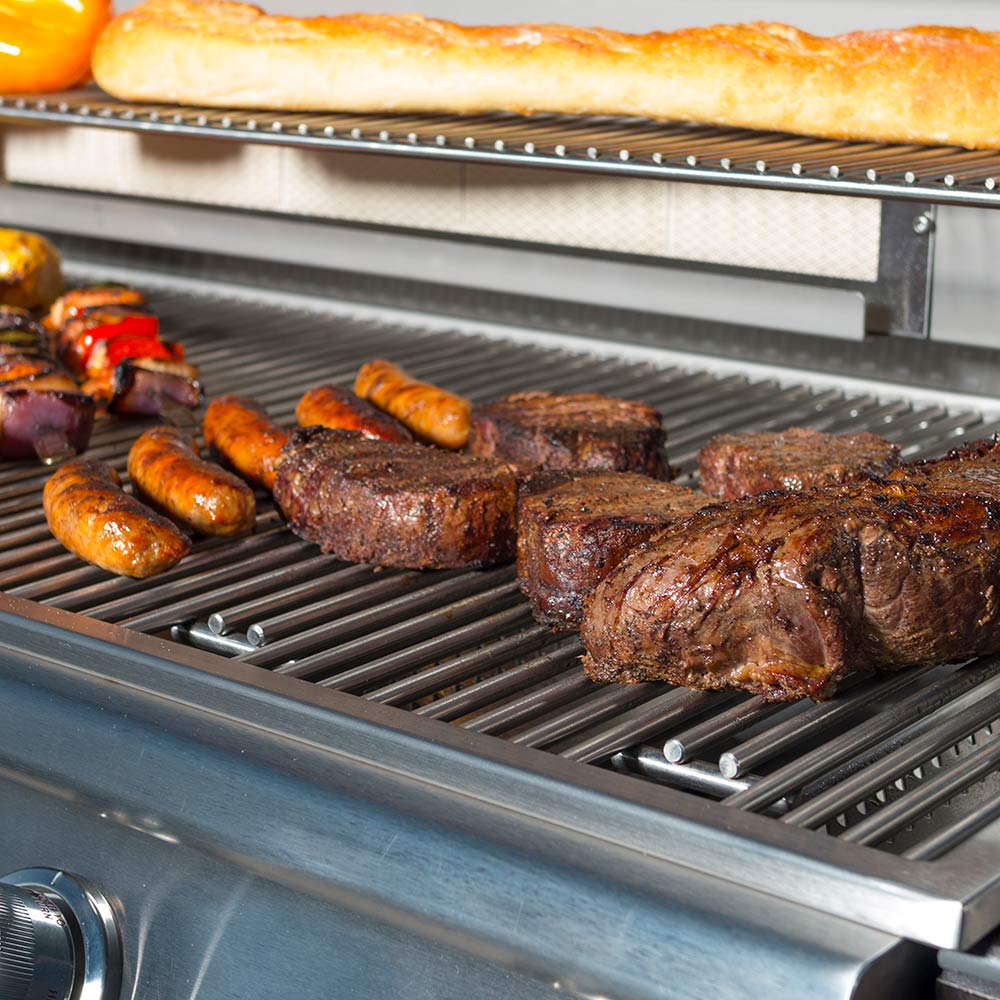 Bull Diablo 46-Inch Gas Grill on Cart