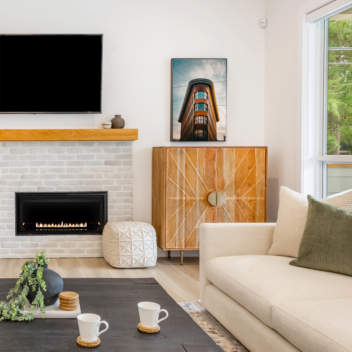 Empire Loft 36" Direct Vent Linear Gas Fireplace - DVL36BP30