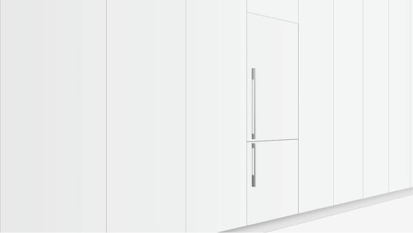Fisher & Paykel 24" Series 5 Integrated Refrigerator Freezer - RB2470BRV1