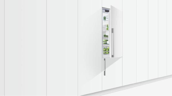 Fisher & Paykel 24" Series 5 Integrated Refrigerator Freezer - RB2470BRV1