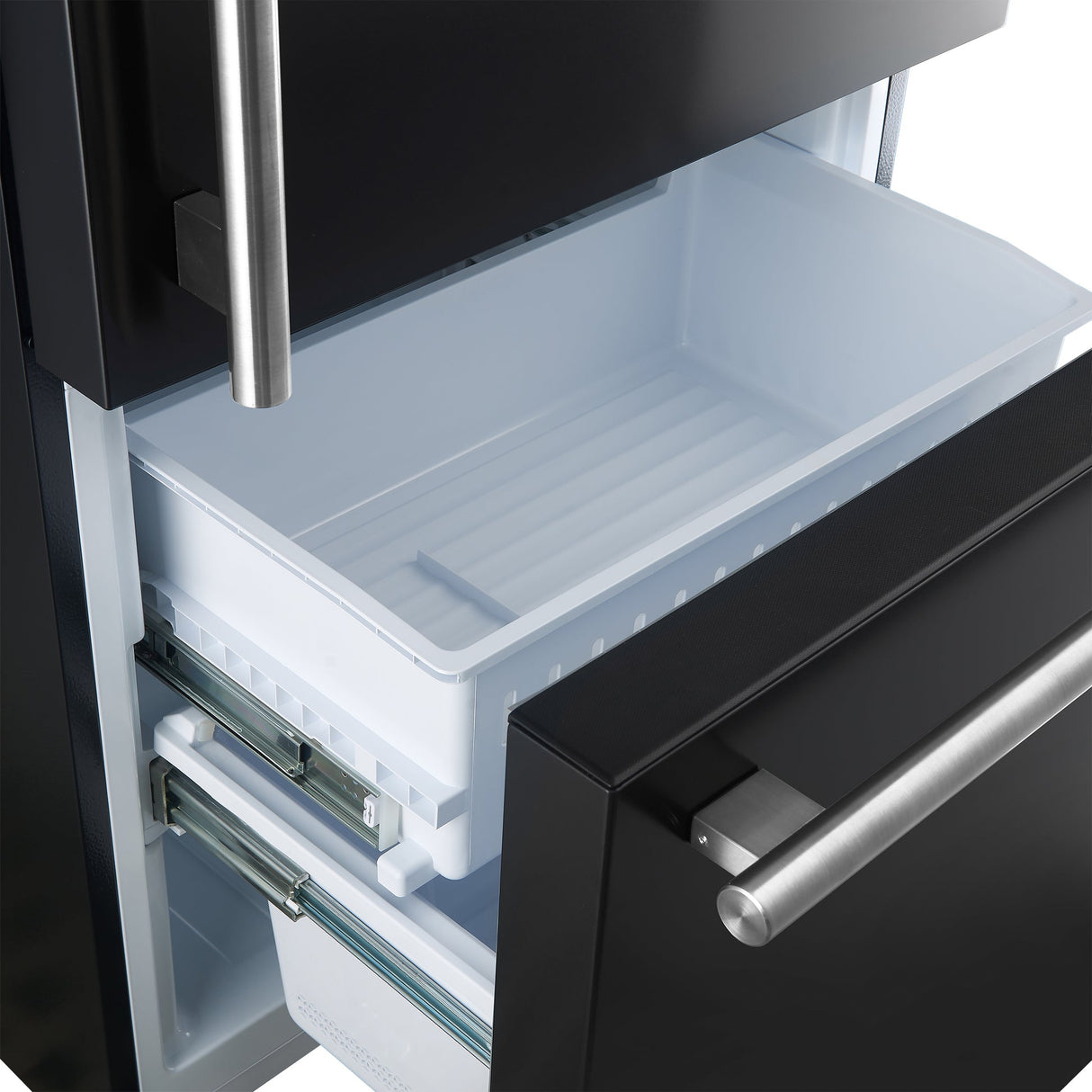 Forno Milano Espresso 31-Inch Bottom Freezer Refrigerator, 17.2 cu.ft Capacity