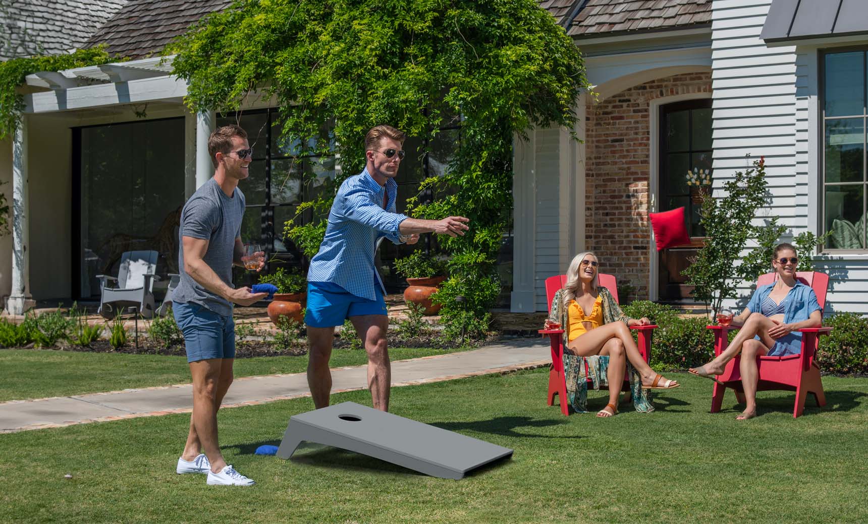 Ledge Lounger Cornhole Toss