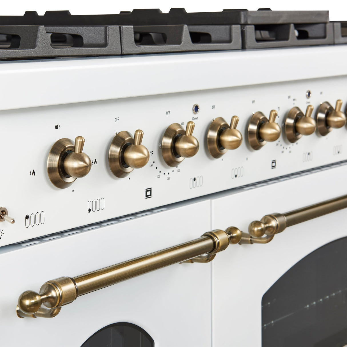 Forno Antico Freestanding Gas Range, Antique Brass Design, Convection Oven, Energy Efficient